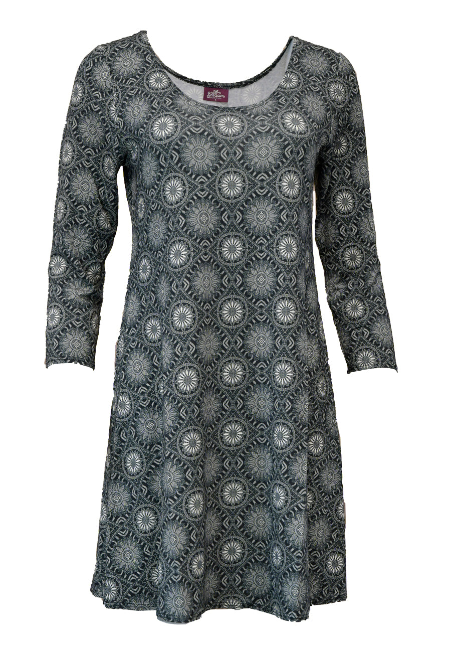 Lucy Dress 3/4 Sleeve