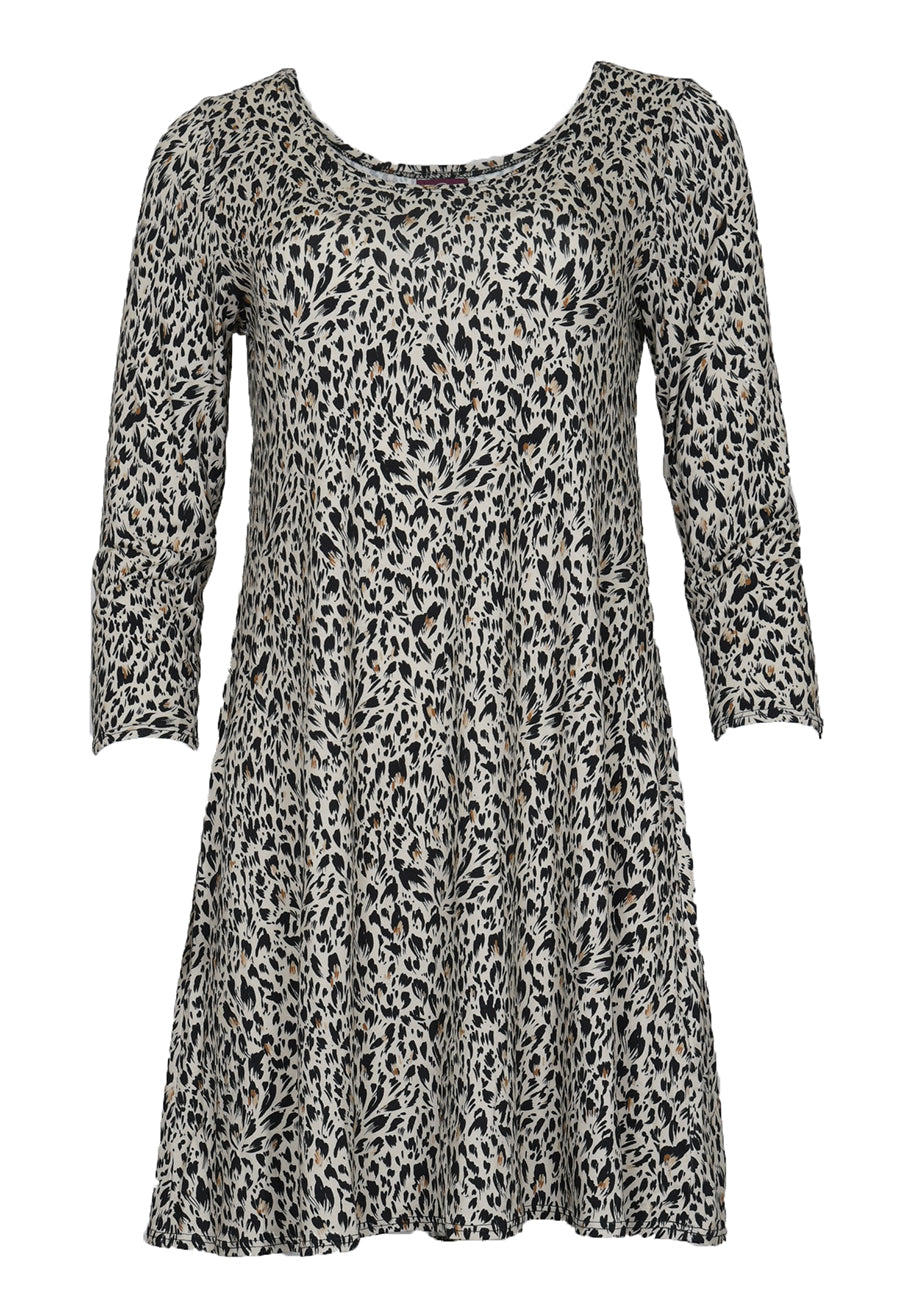 Lucy Dress 3/4 Sleeve SALE!