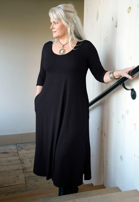 Metta Dress 3/4 Sleeve