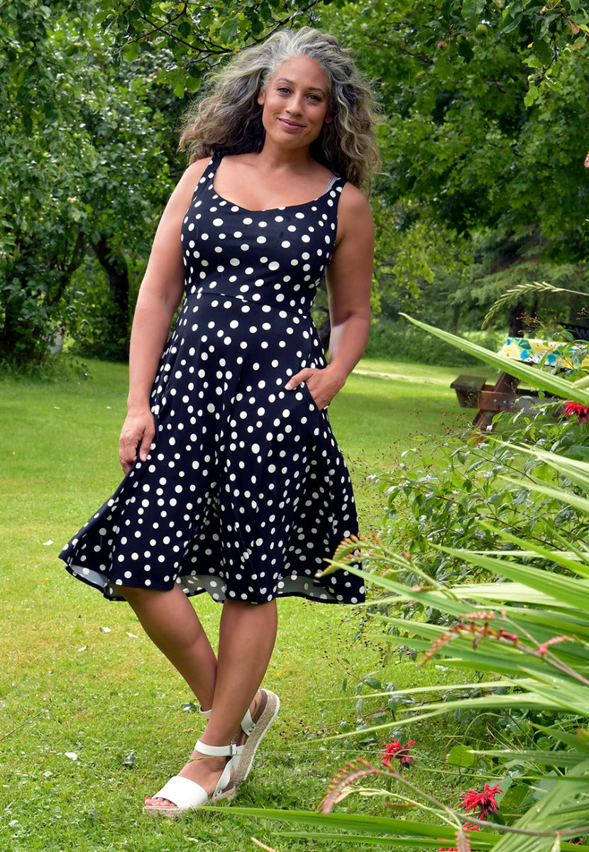 Betty Dress Sleeveless SALE!